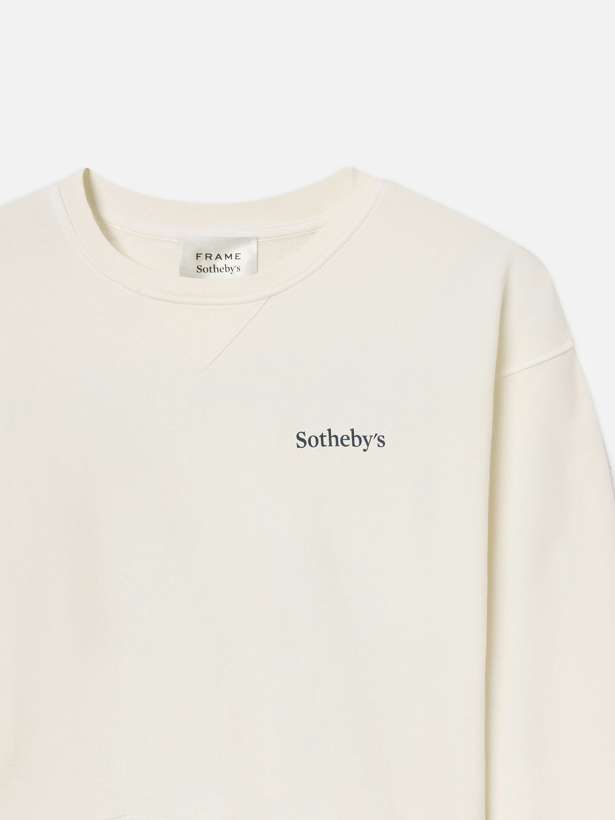 sweater front detail packshot image alt:size alt:fit1